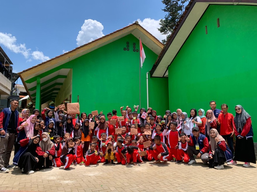 Album : Kegiatan Lomba anak anak dari KPM UNSIQ